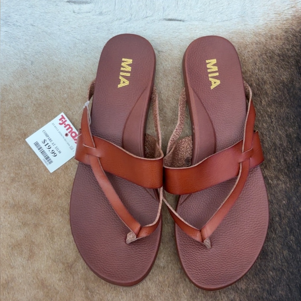 MIA Chestnut Leather Sandals
